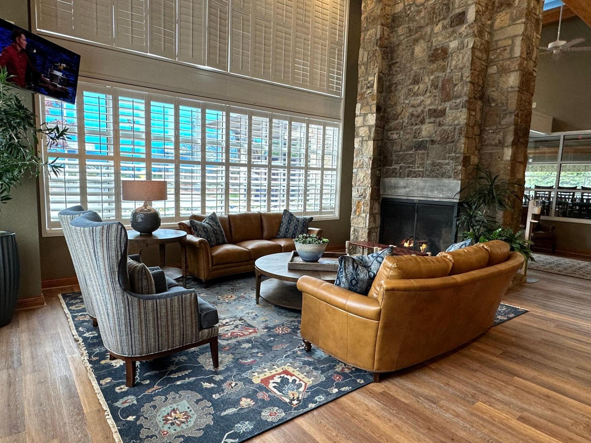 Greystone Lodge On The River Гетлинбург Екстериор снимка